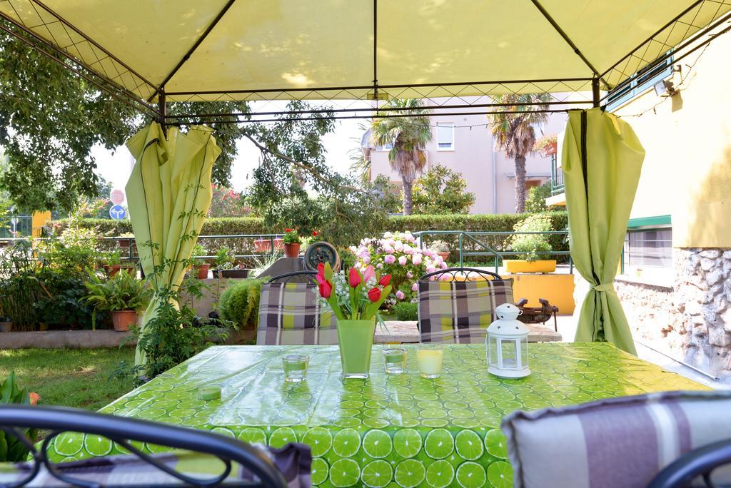 Apartment Mirana With Garden And Free Parking Zára Szoba fotó