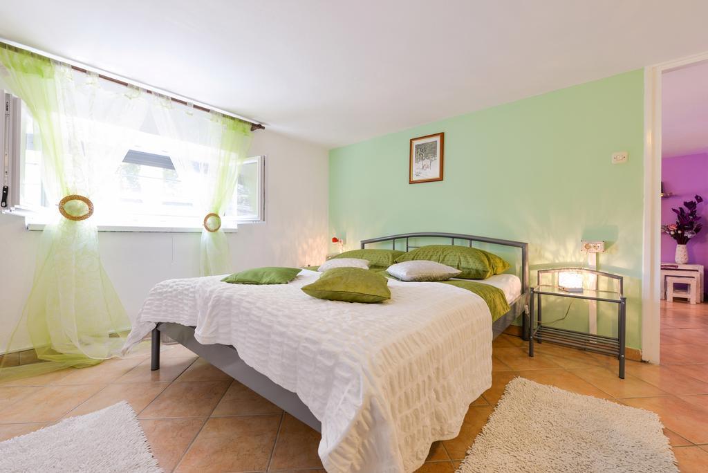 Apartment Mirana With Garden And Free Parking Zára Szoba fotó